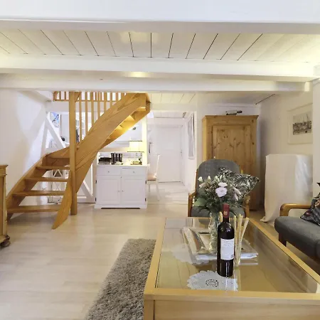 Altstadtwohnung - Kapitanswohnung Apartment Flensburg